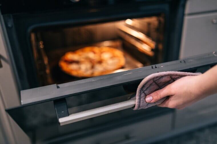 Create A Cooking Timeline And Oven Schedule